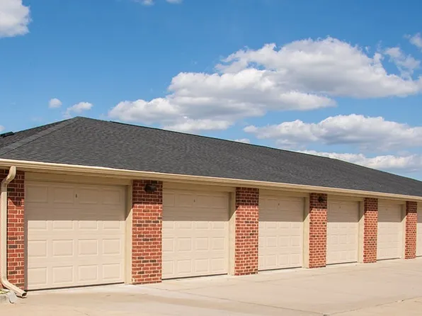 Bricks at Waukee East Apartments