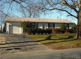 175 Jonathan Dr, Easton, PA 18045