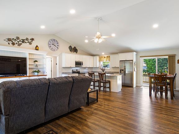 4th image of 14 Sunset Avenue