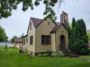 301 W Franklin St, Wells, MN 56097