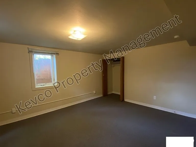 1313 Fairview Dr — Photo 9
