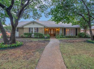 2809 Raintree Dr, Carrollton, TX 75006