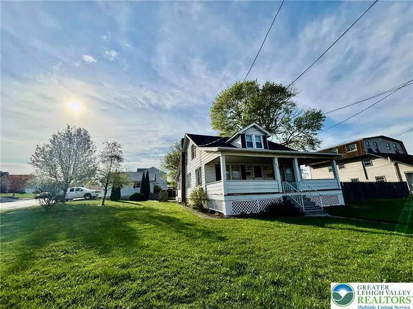 809 S Broadway, Wind Gap, PA 18091