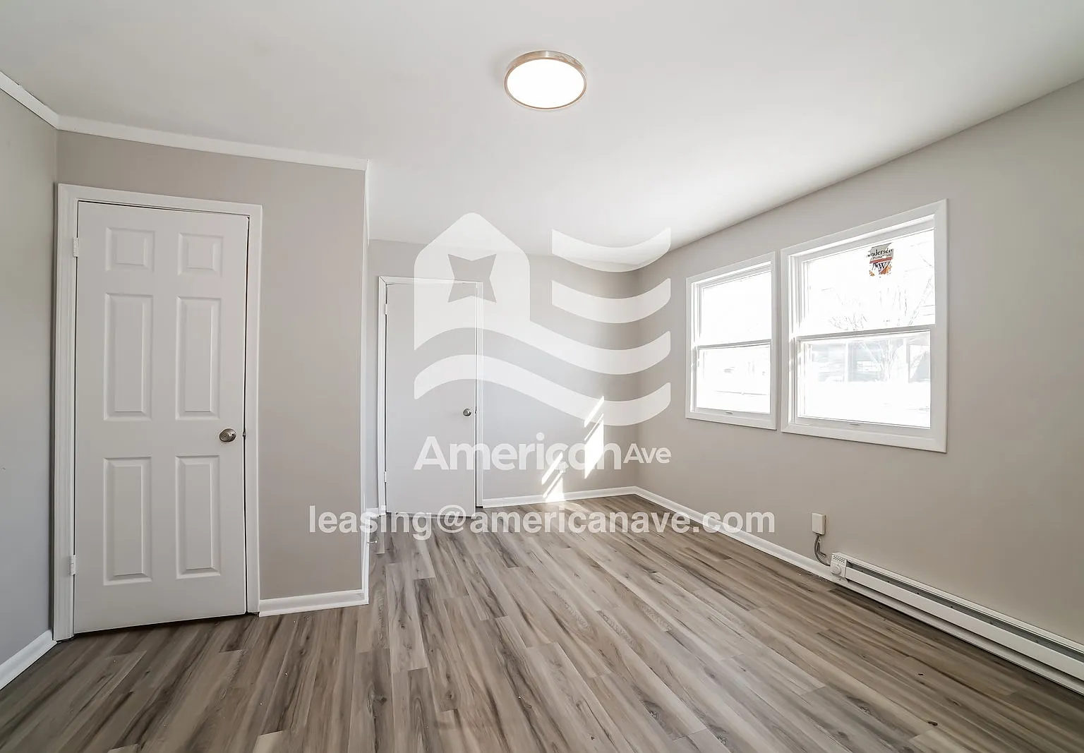 4 bed, 1.5 bath, 1300 sqft, $1,272 — Photo 4