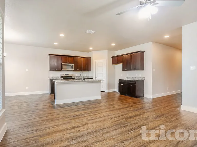10304 Fort Teran Trl — Photo 2