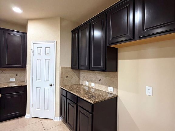 2nd image of 9003 Newcroft Ct