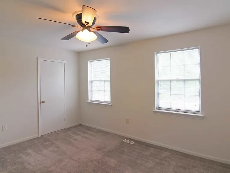 Waverly Villas — Photo 10