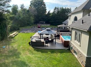 23 Cranborne Chase, Whitchurch Stouffville, ON L4A0C6