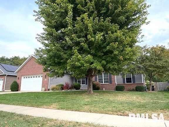 3rd image of 1620 Hoechester Rd