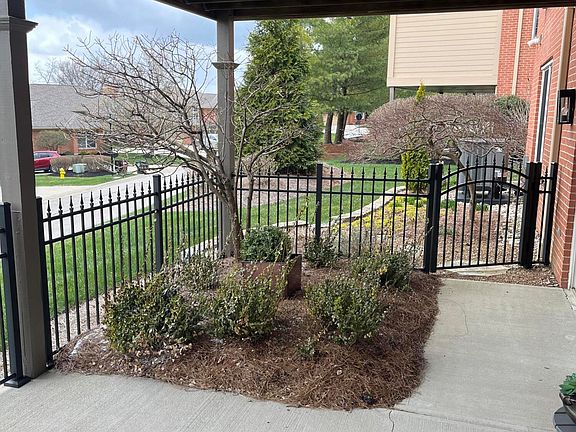 5th image of 1009 Appleblossom Dr