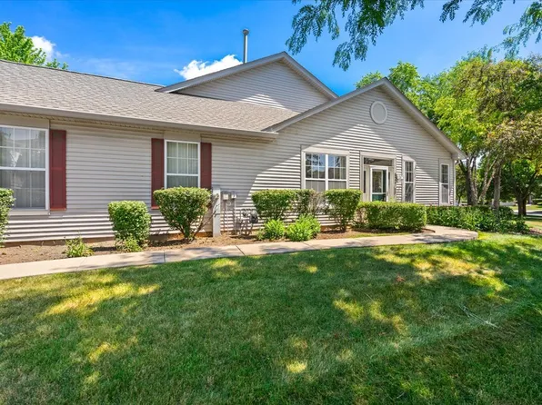 621 Littleton Trl Unit 13-4, Elgin, IL 60120