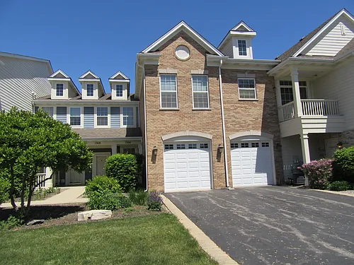1366 Scarboro Rd Photo 1