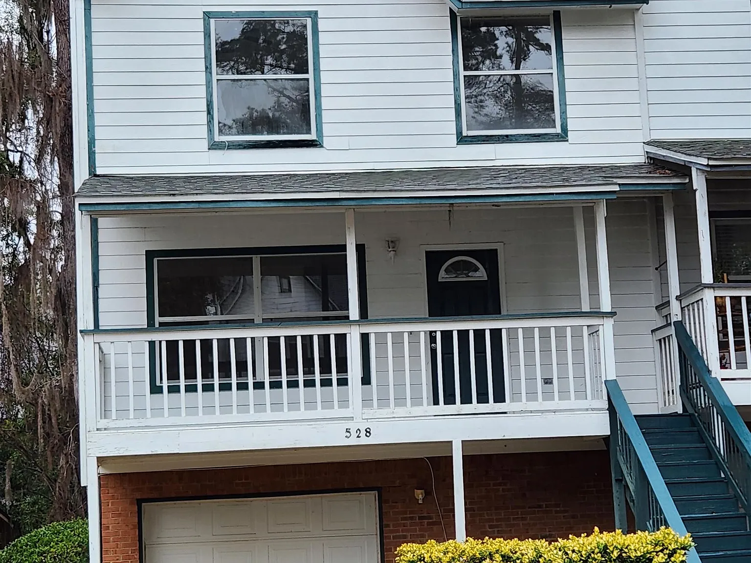 3 bed, 2.5 bath, 1584 sqft, $2,000 — Photo 1