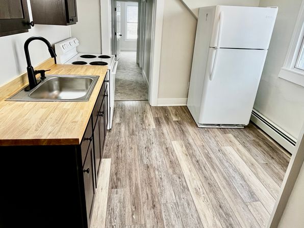 416 Main St APT E