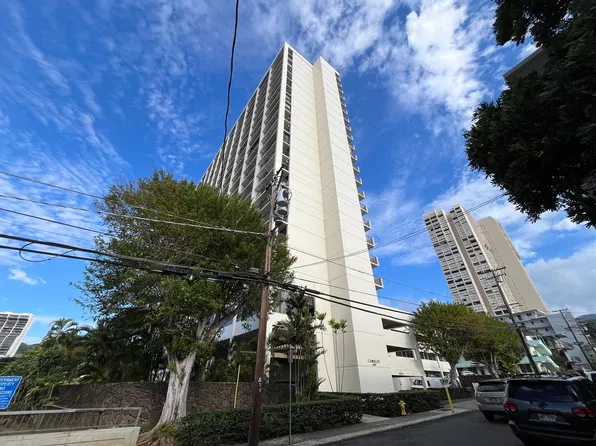 1630 Liholiho St APT 909, Honolulu, HI 96822