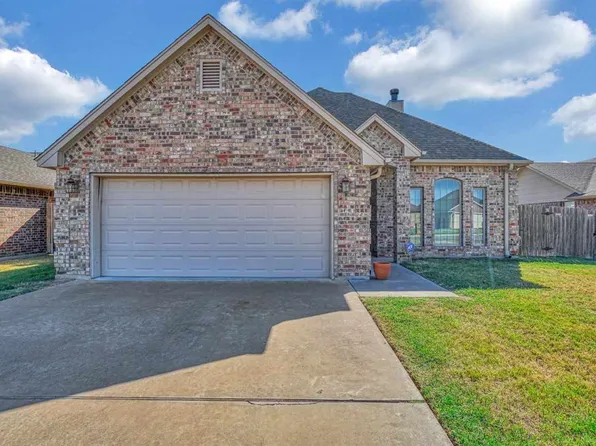 603 NW Granite Ave, Cache, OK 73527