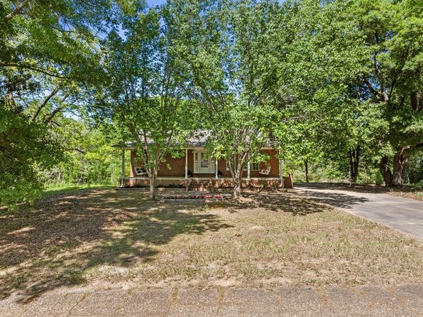 1017 7th St, Wesson, MS 39191