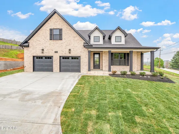 2202 Hickory Crest Ln, Knoxville, TN 37932