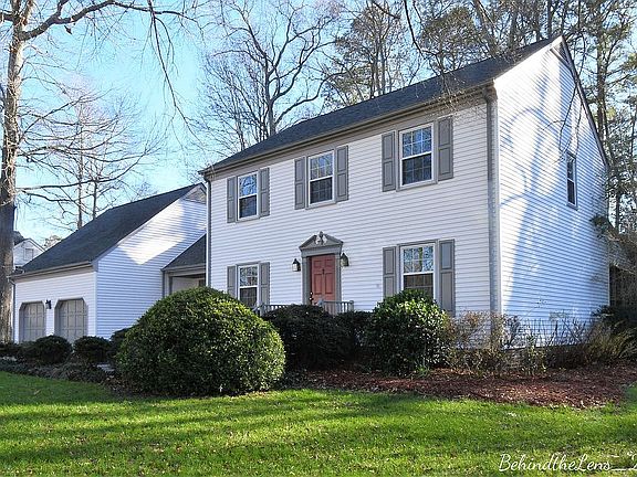 2nd image of 702 Lake Dale Way