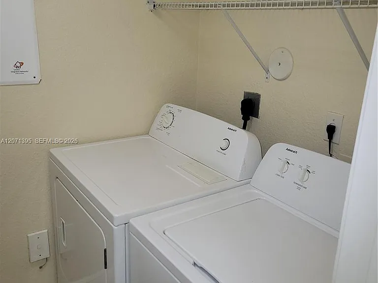 2564 Centergate Dr #108 — Photo 12