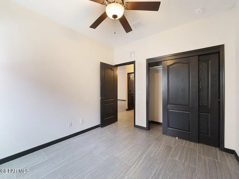 11629 Grotto Bay Ct — Photo 16