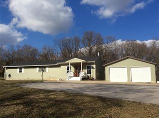 1152 Brown Rd, Brighton, IL 62012