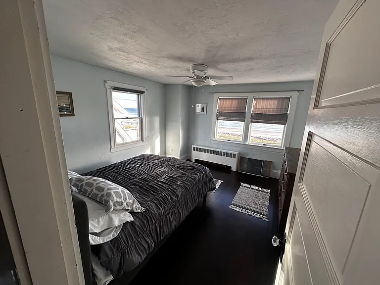 61 Beach Ave — Photo 6