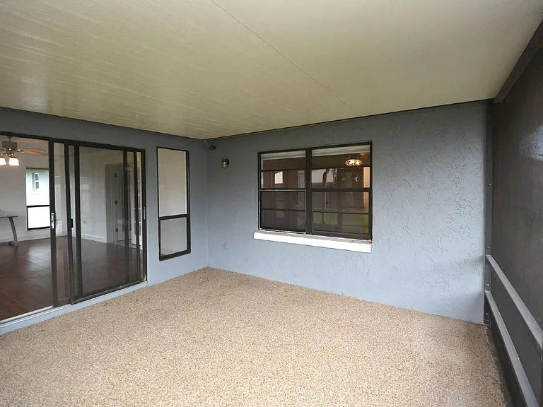 205 Beechwood Ln — Photo 9