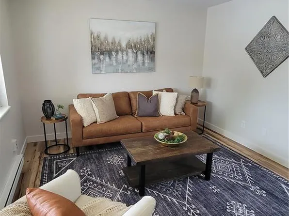 10601 Carroll Wood Way, Saint Louis, MO 63128