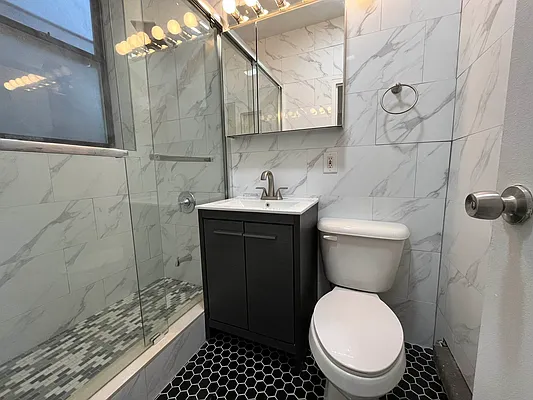 Rented by ORMIAN REALTY GROUP LLC | media 15