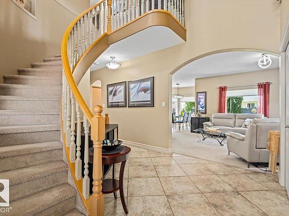 2nd image of 19 Orlando Dr