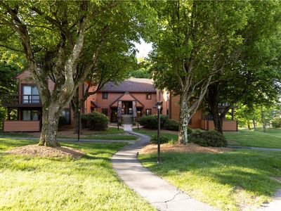 3006 Swiss Mountain Dr, Champion, PA, 15622