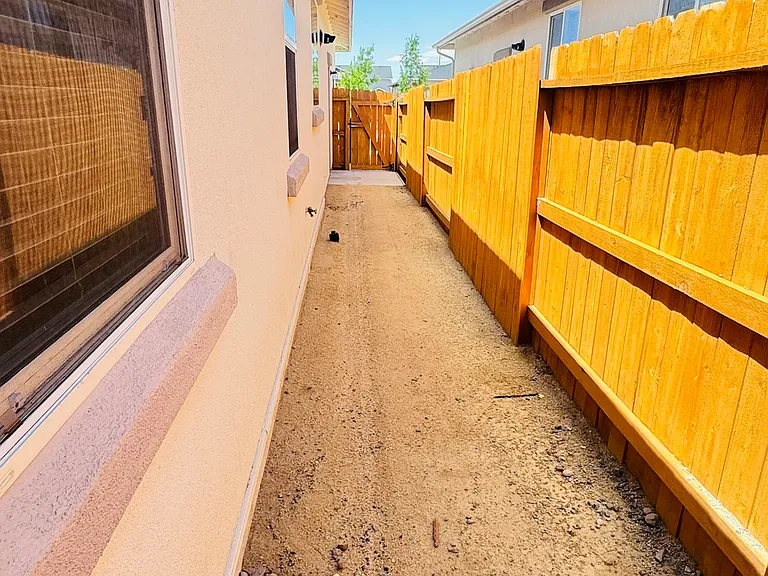 1151 Dapple Dr — Photo 25