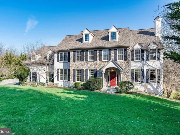 992 Whitetail Ln, West Chester, PA 19382