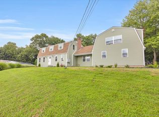 76 Lakewood Cir, South Glastonbury, CT 06073