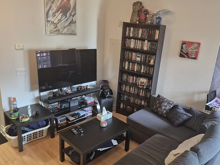 245 Kent St #907 — Photo 2