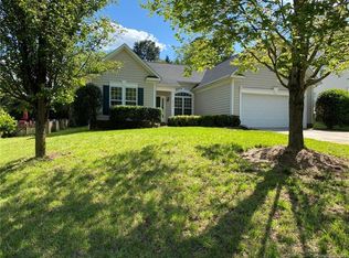 5815 Branthurst Dr, Charlotte, NC 28269