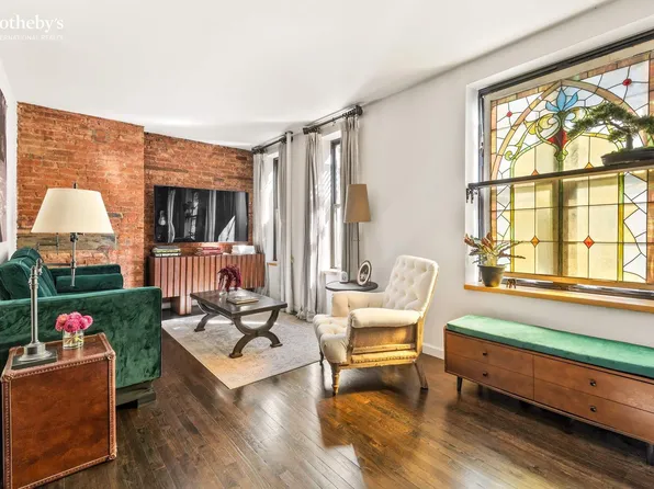 170 Norfolk Street image 1 of 10