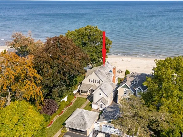 368 Beach Ave, Rochester, NY 14612