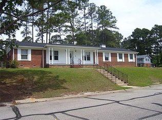 3521 Cranbrook Dr, Fayetteville, NC 28301