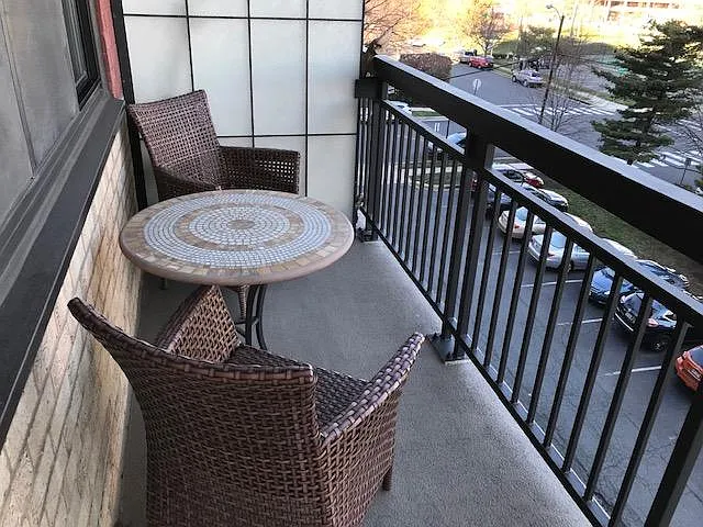801 N Pitt St #408 — Photo 23