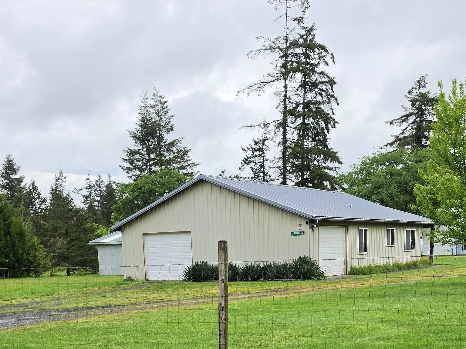 Ginny Ln, Elma — Photo 2