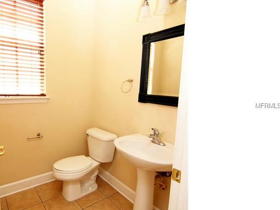 4th image of 2617 W Horatio St