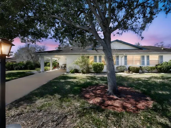 2009 Halmrock Pl #176, Sun City Center, FL 33573