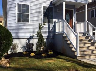 72 Weehawken Ave, Middletown, NJ 07748