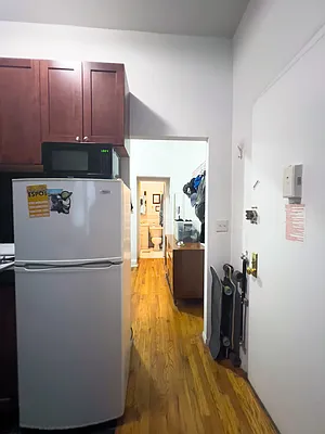 Rented by Denise Rosenblum, LREB | media 6