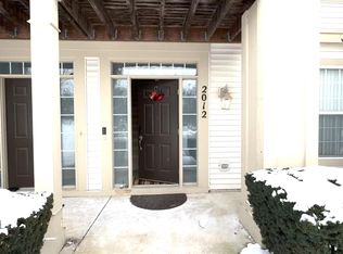 2012 Pinecroft Dr, Canton, MI 48188