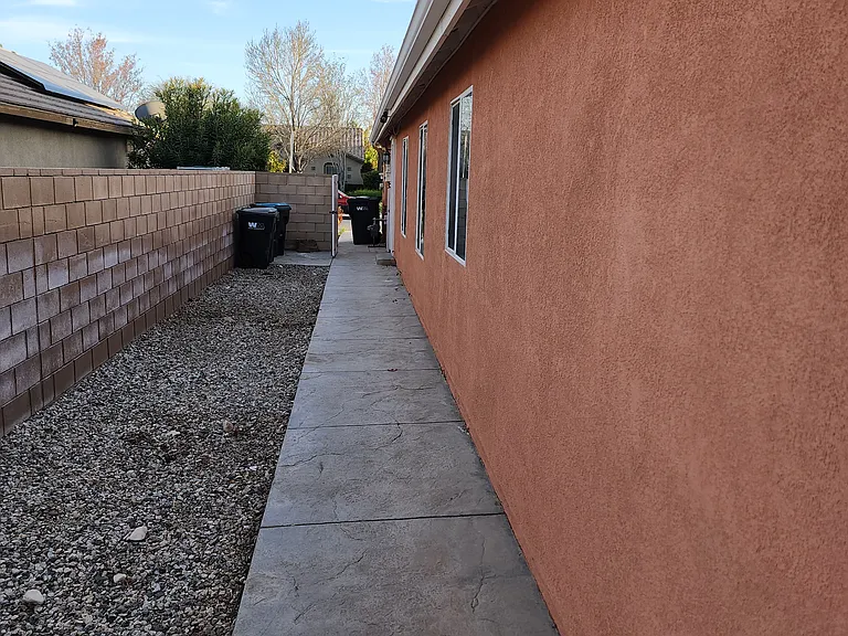 3045 E Newgrove St — Photo 31
