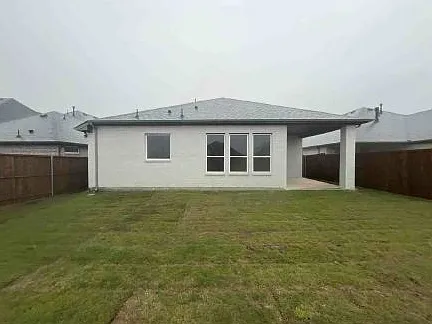4 bed, 2194 sqft, $2,450 — Photo 2