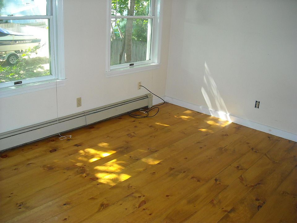 Bedroom #1